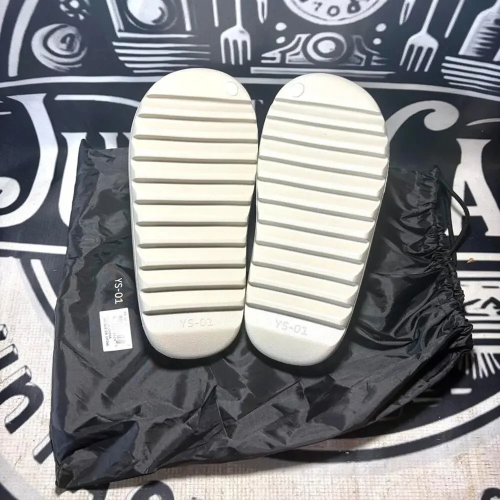 🚨 New in Storage Bag Yeezy Slides Men's YS-01 Authentic 2026 YZY Cream Size 7